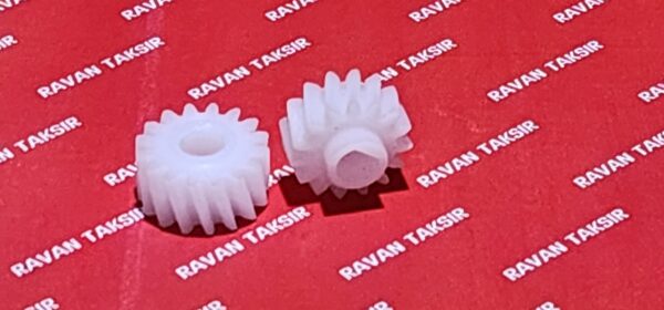 چرخ دنده جفتی خروجی روی درب کونیکا 452